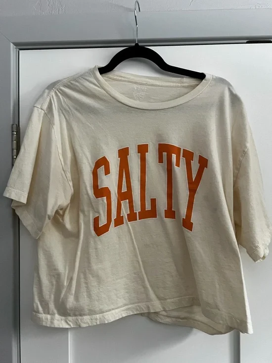 vici salty graphic tee - Picture 3 of 4
